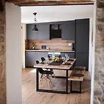 Casa Dei Nonni With Bicycles Included بيت للعطل Oprtalj