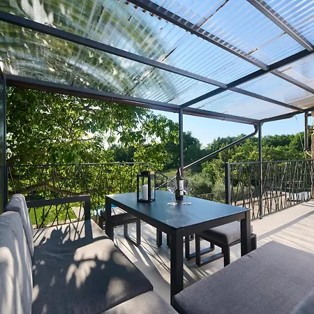 Casa Dei Nonni With Bicycles Included Holiday home Oprtalj